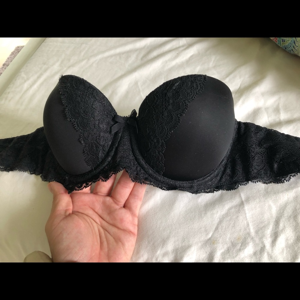 Victoria Secret Black Lace Strapless Bra